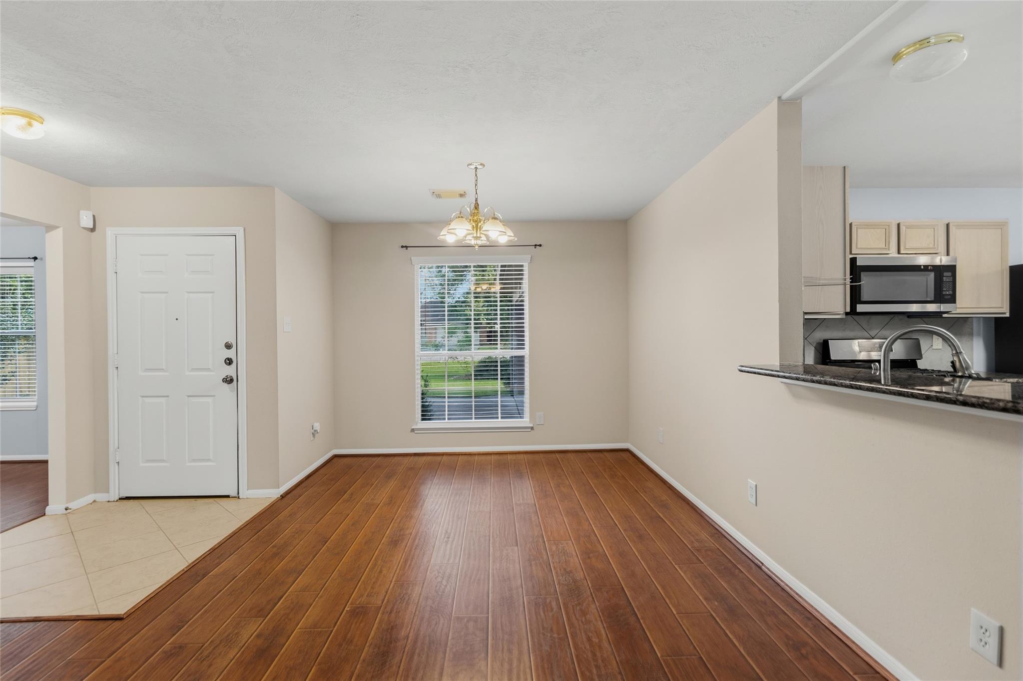 6714 Woodland Oaks