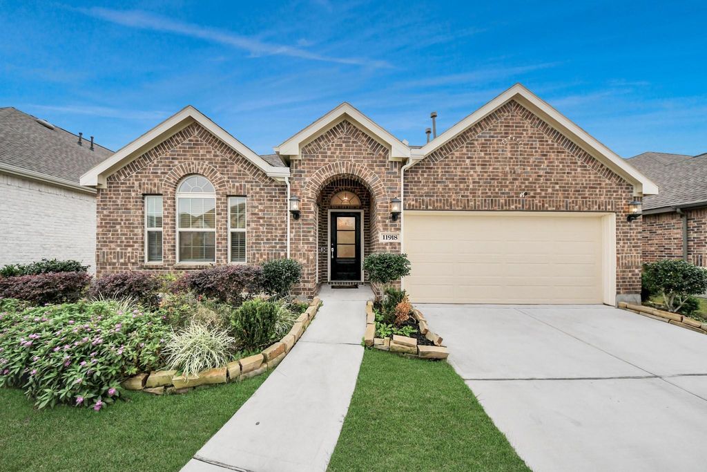 Photo of 11918 Red Admiral Road, Humble, TX 77346 (MLS # 96224843)