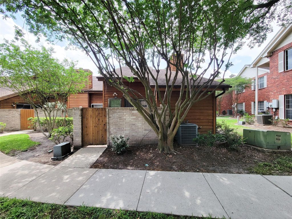 Photo of 3020 Windchase Blvd, Houston, TX 77082 (MLS # 13365722)