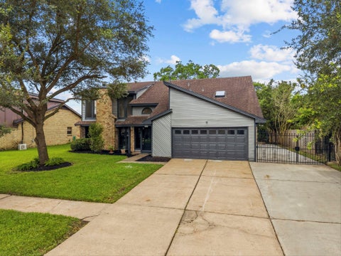 Photo of 11118 Sagecountry Drive, Houston, TX 77089 (MLS # 96073062)