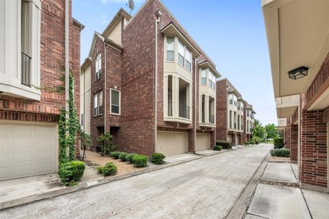 Photo of 2384 Bastrop Street, Houston, TX 77004 (MLS # 15115362)