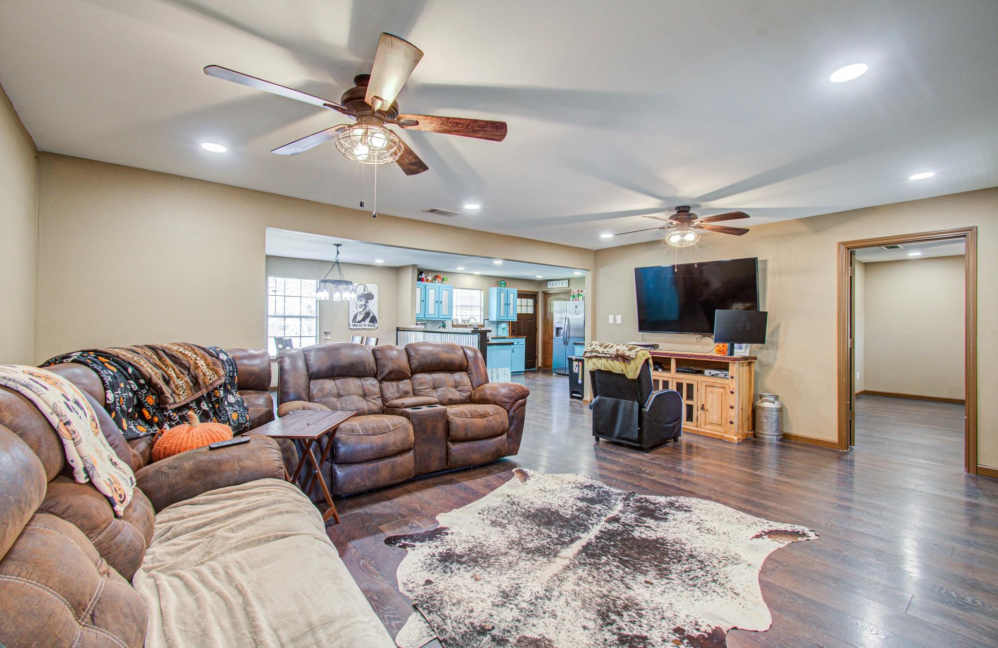 530 Hickory Oaks Lane