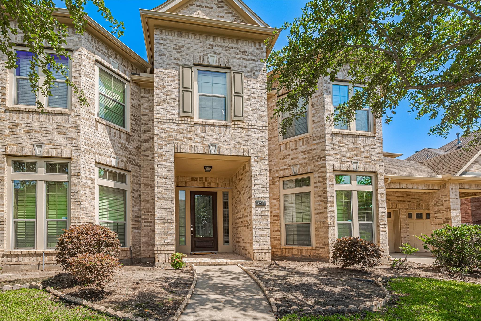 7611 Herndon Place