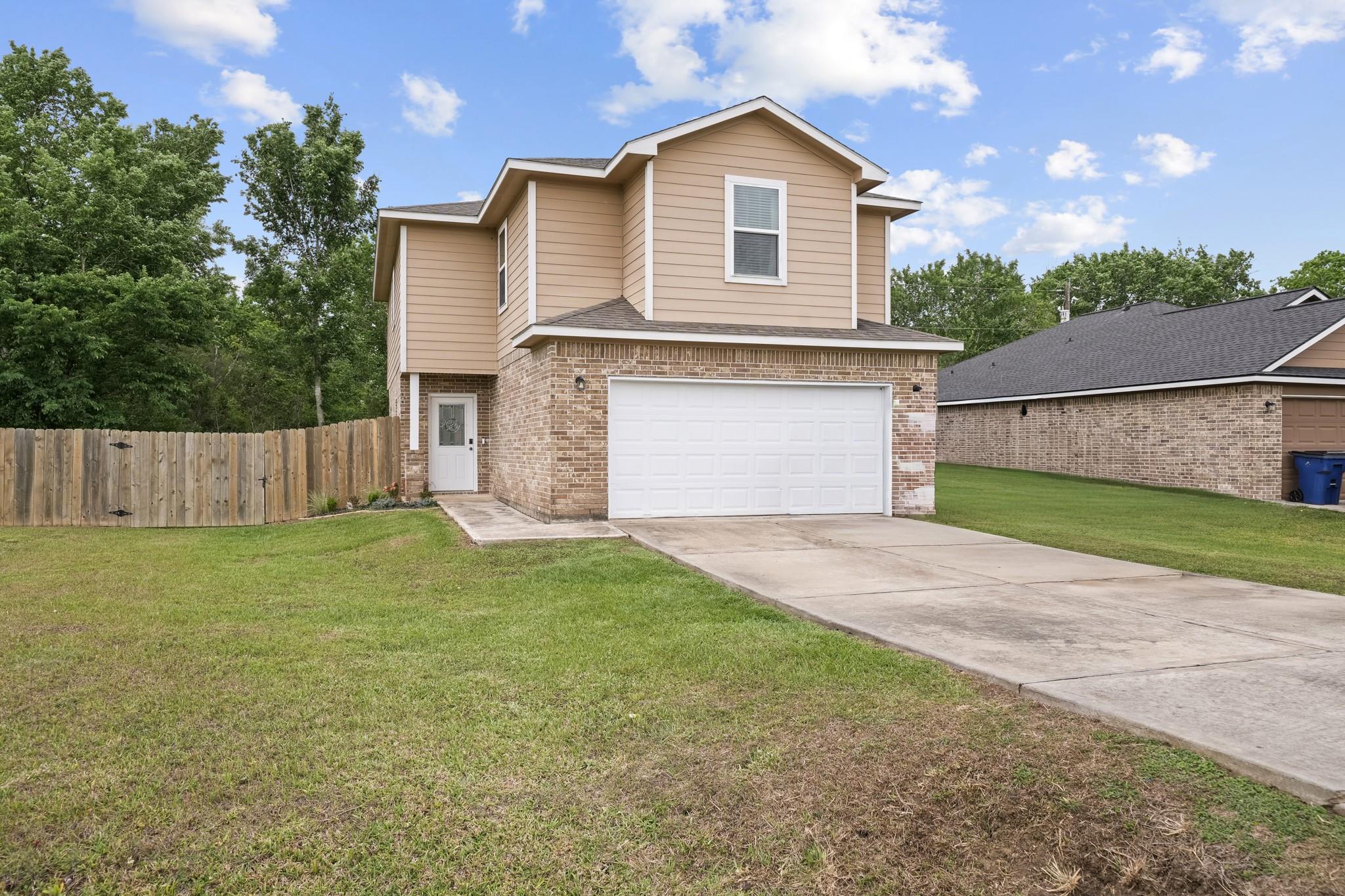 6101 Fox Ridge Drive