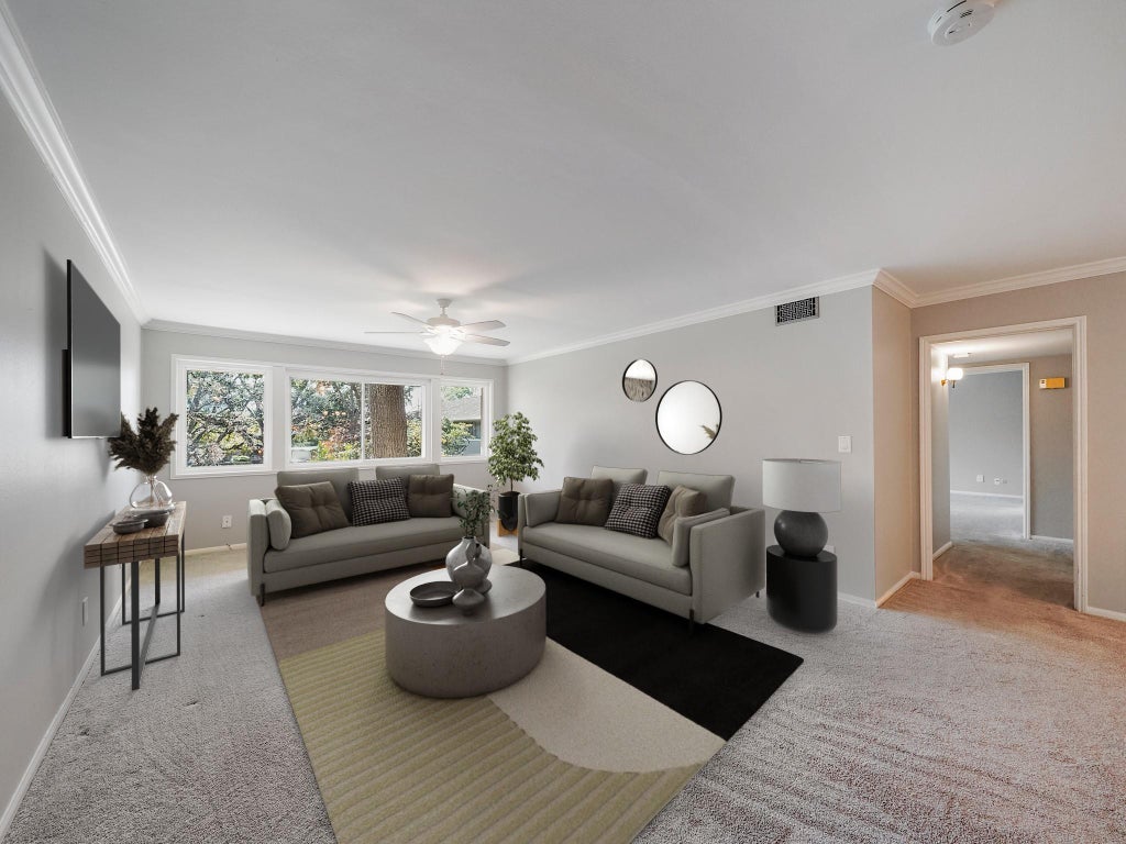 Photo of 656 S Ripple Creek Drive #656, Houston, TX 77057 (MLS # 35260215)
