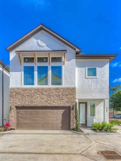 Photo of 2149 Hoskins Drive, Houston, TX 77080 (MLS # 43520609)