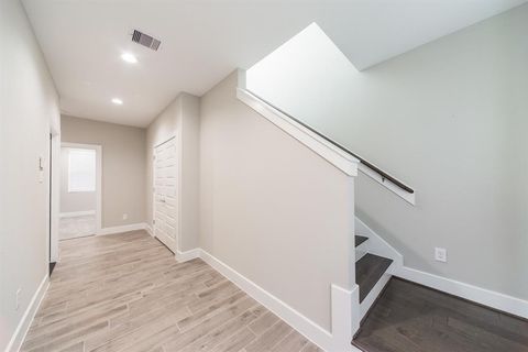 Tiny photo for 2149 Hoskins Drive, Houston, TX 77080 (MLS # 43520609)