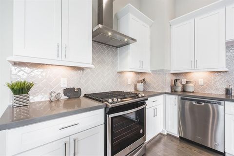 Tiny photo for 2149 Hoskins Drive, Houston, TX 77080 (MLS # 43520609)