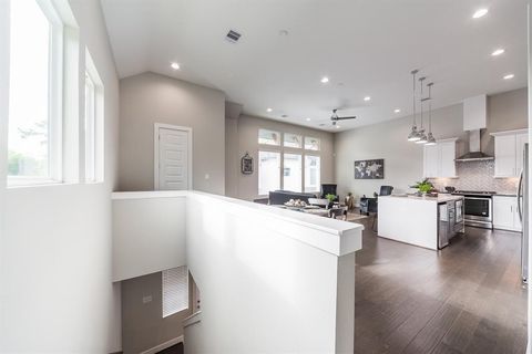 Tiny photo for 2149 Hoskins Drive, Houston, TX 77080 (MLS # 43520609)