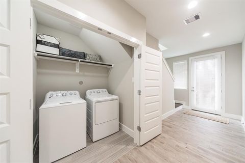 Tiny photo for 2149 Hoskins Drive, Houston, TX 77080 (MLS # 43520609)