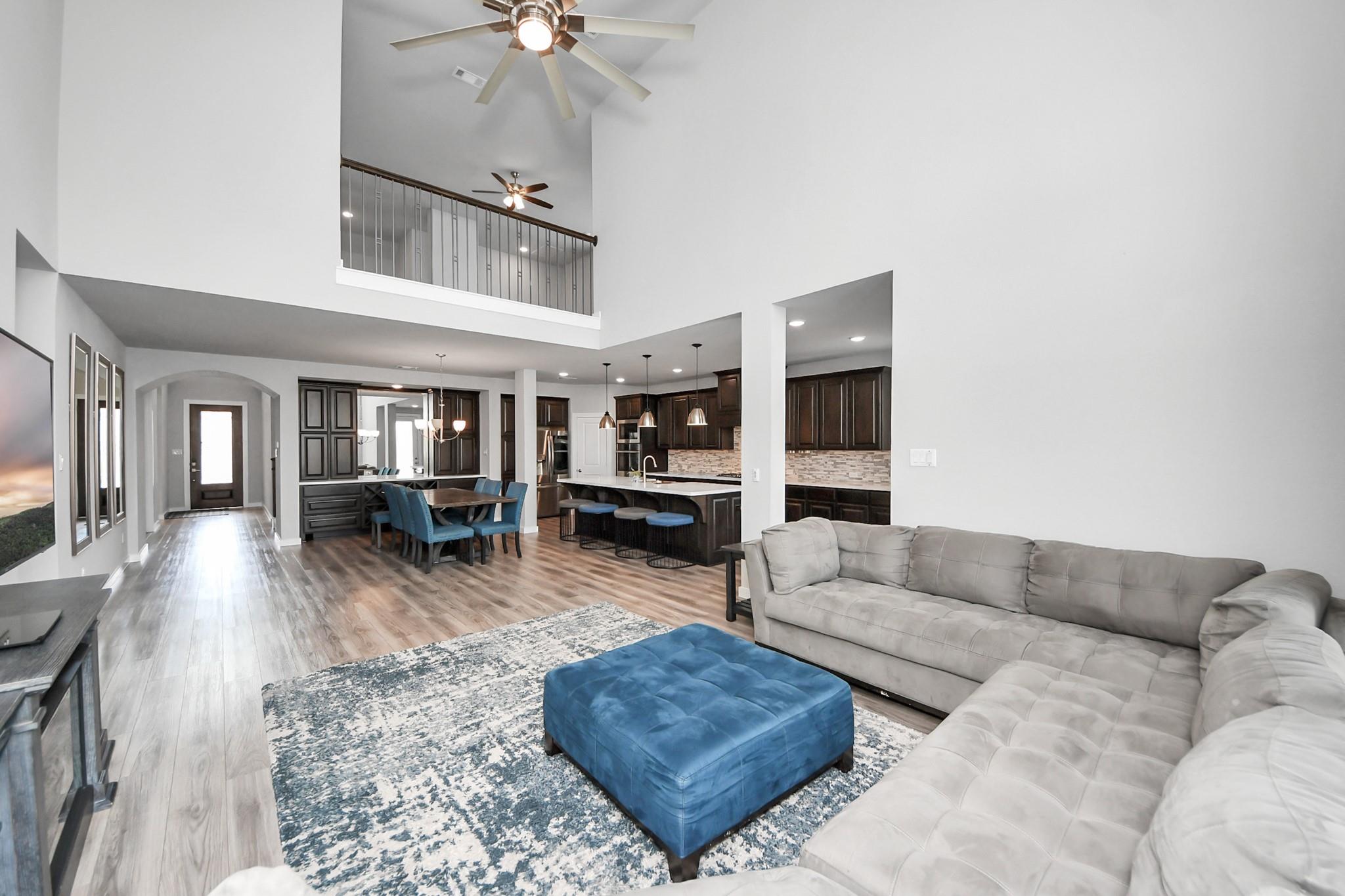 6911 Montclair Colony Trail