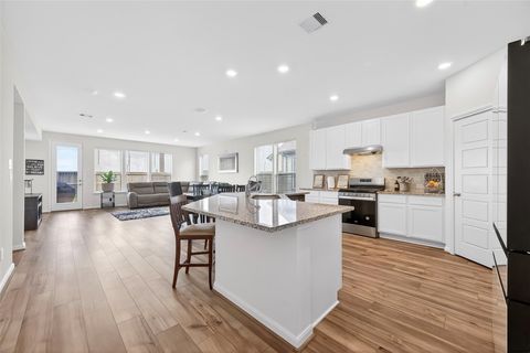 Photo of 3043 Kastania Lane, Fresno, TX 77545 (MLS # 29357696)