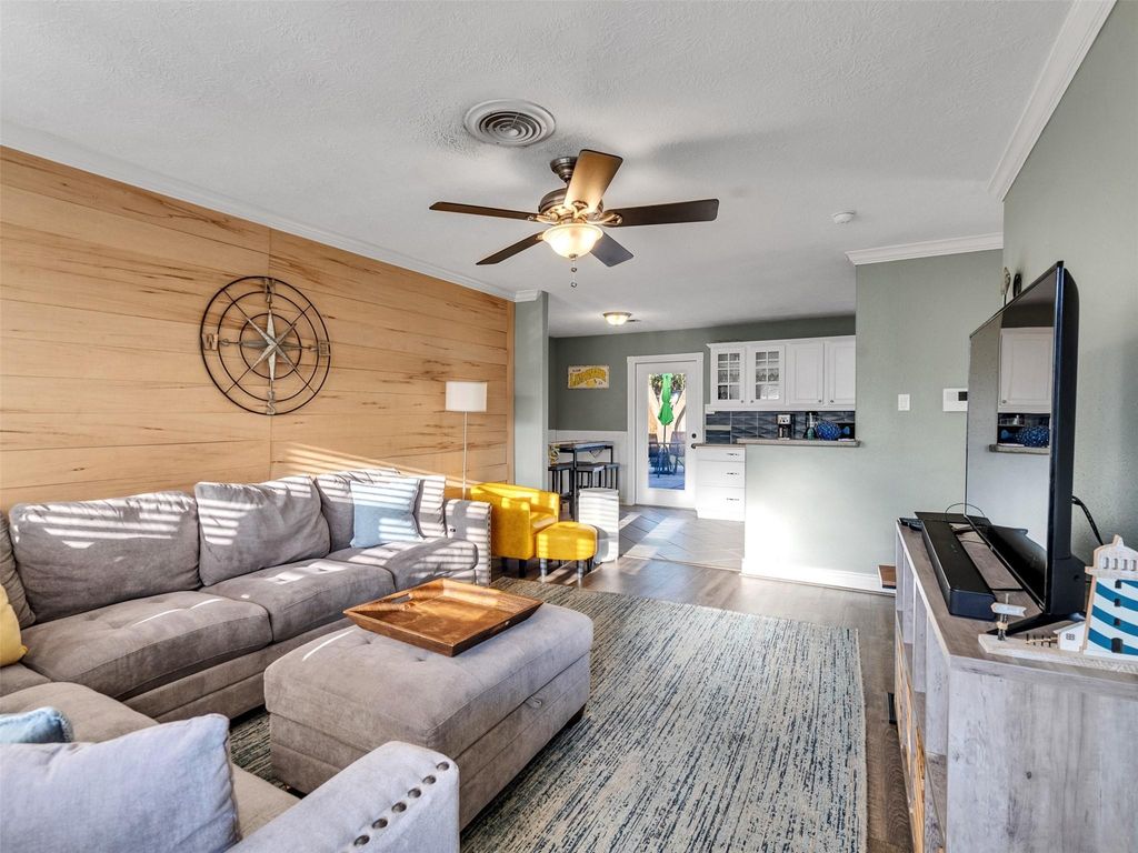 Photo of 2606 Pine Street, Galveston, TX 77551 (MLS # 54529053)