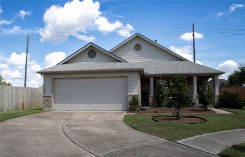 Photo of 3219 Maryfield Lane, Pearland, TX 77581 (MLS # 81389540)