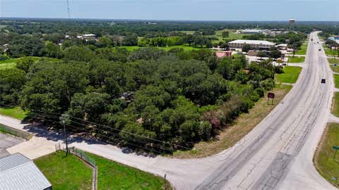 Photo of 29 County Road 77b, Hallettsville, TX 77964 (MLS # 13918640)