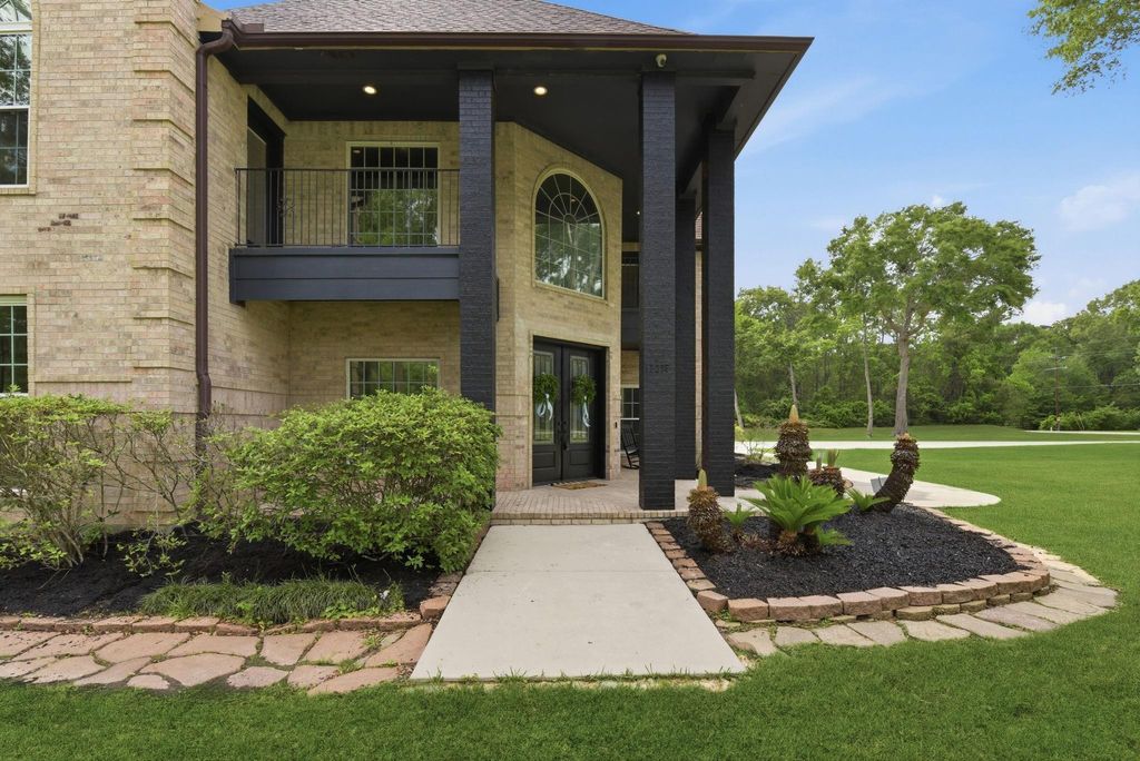 Photo of 17275 Northcrest Circle, New Caney, TX 77357 (MLS # 97299511)