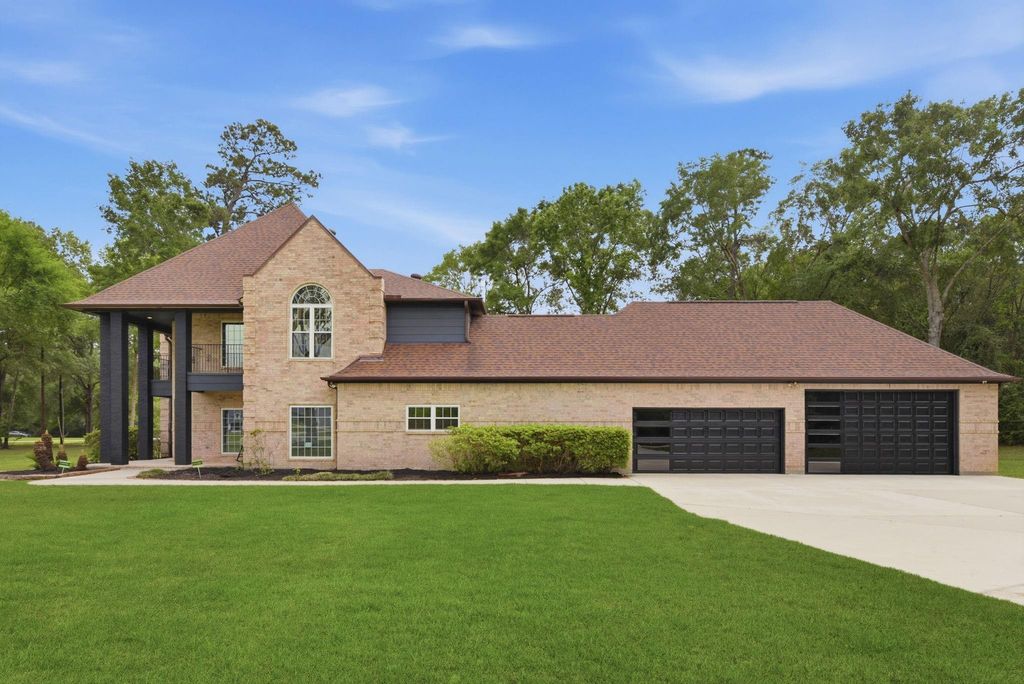 Photo of 17275 Northcrest Circle, New Caney, TX 77357 (MLS # 97299511)