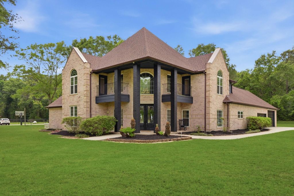 Photo of 17275 Northcrest Circle, New Caney, TX 77357 (MLS # 97299511)