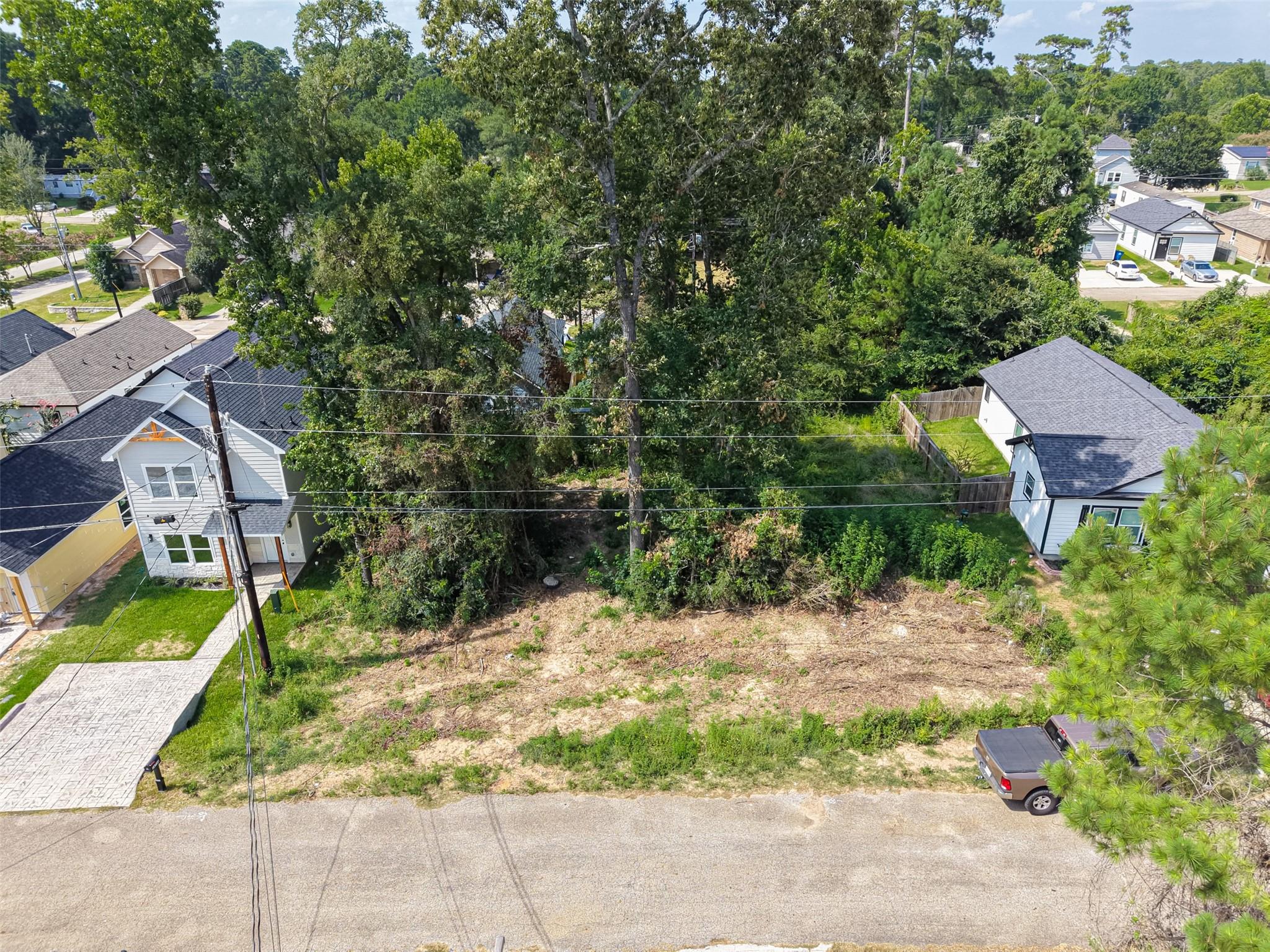 16708 E Ivanhoe