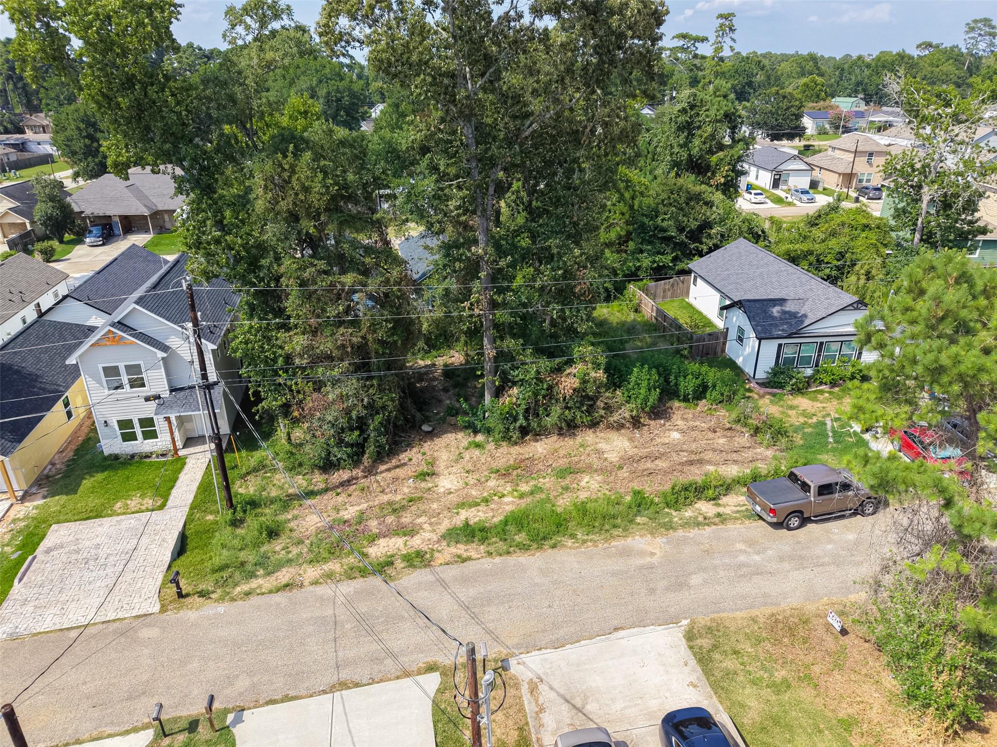 16708 E Ivanhoe