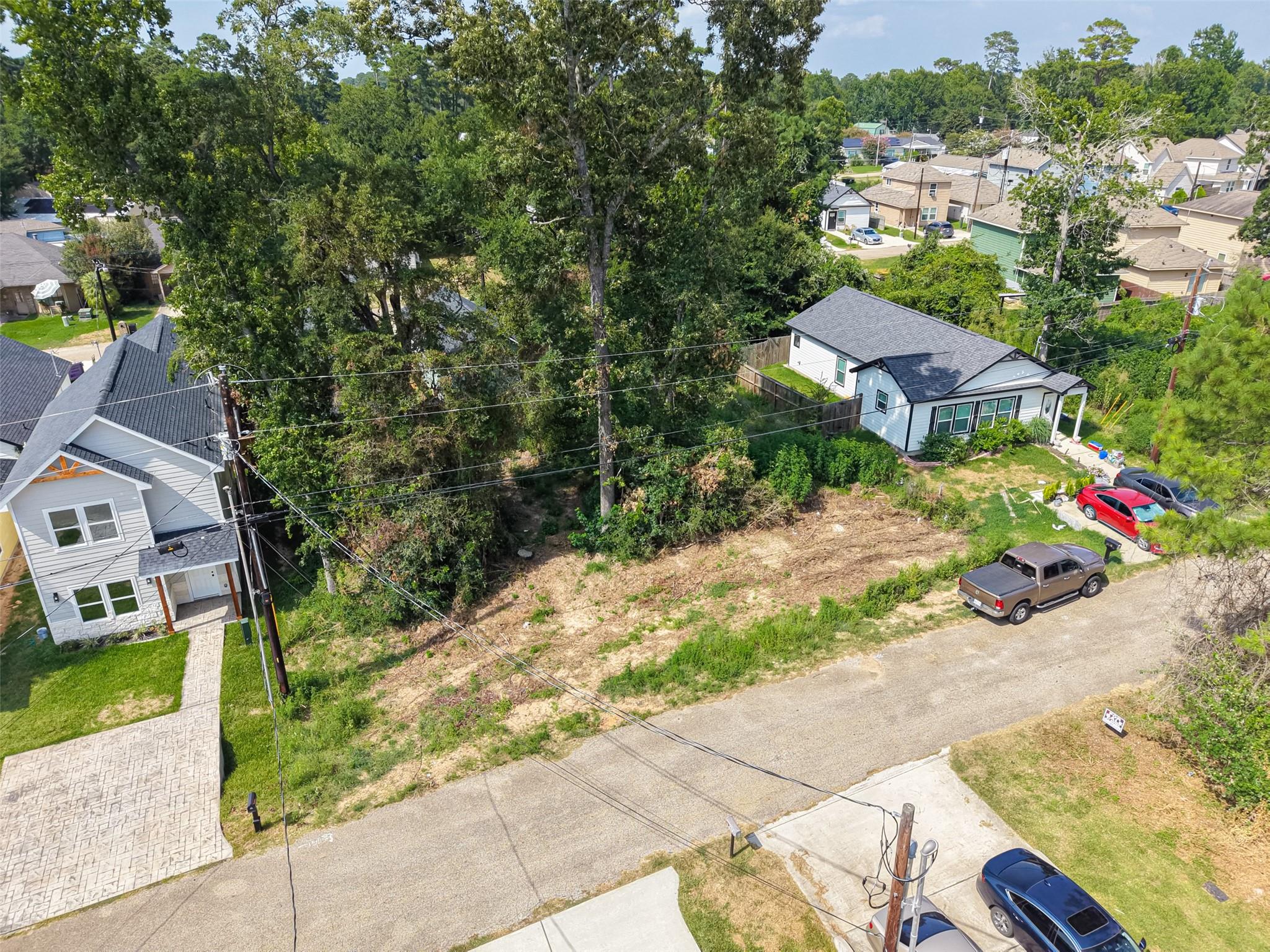 16708 E Ivanhoe