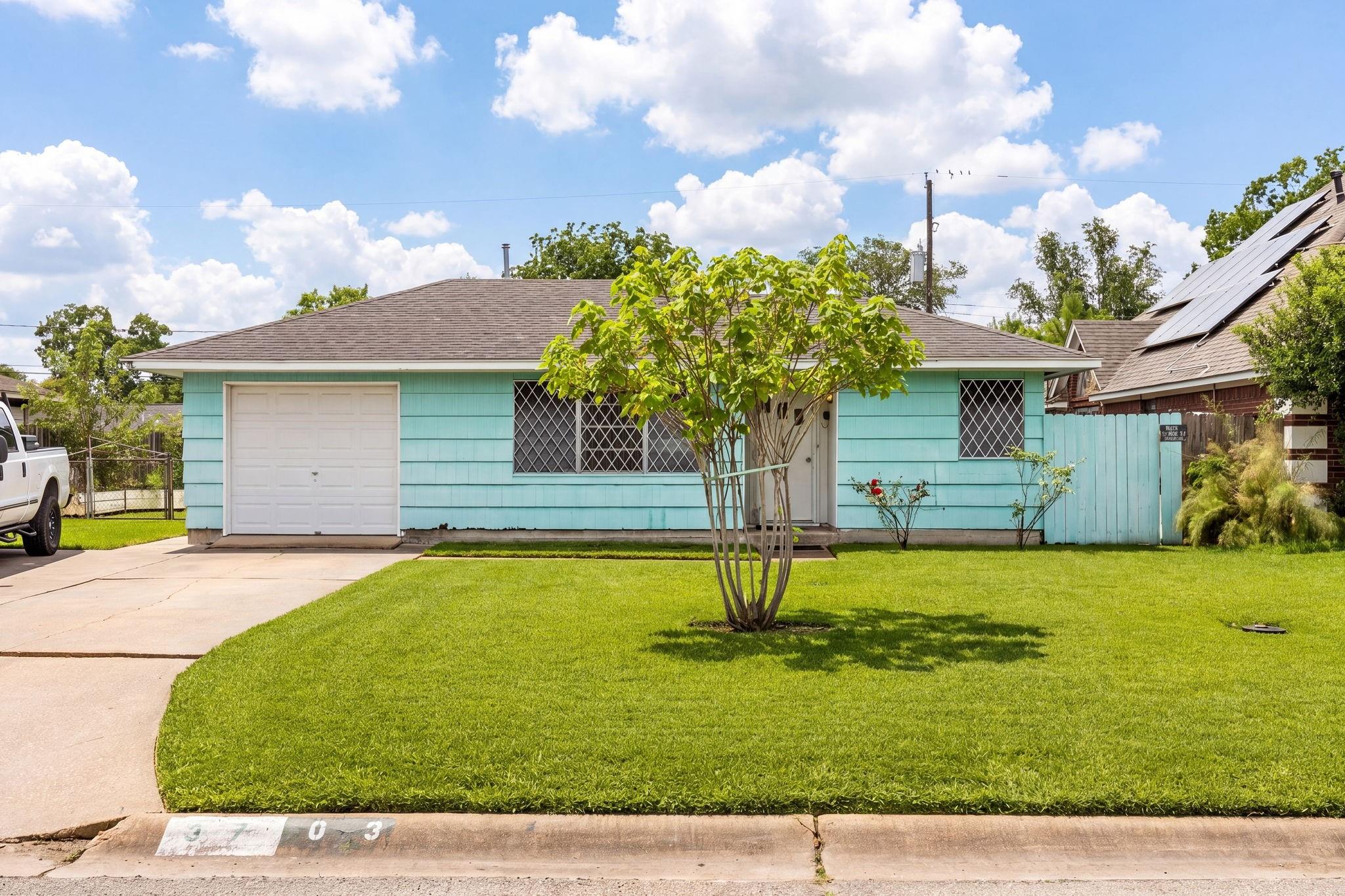 3703 Tanglebriar Drive
