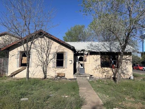 Photo of 700 S Forest Street, Amarillo, TX 79106 (MLS # 97700904)
