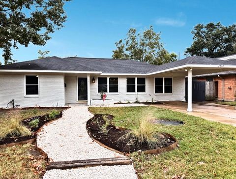 Photo of 2007 Wakefield Drive, Houston, TX 77018 (MLS # 49684693)