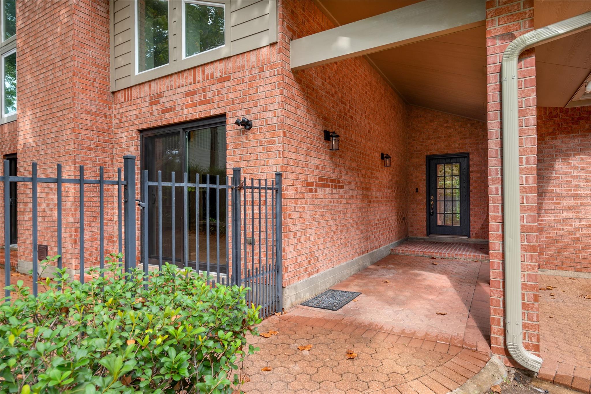 904 Winston Drive