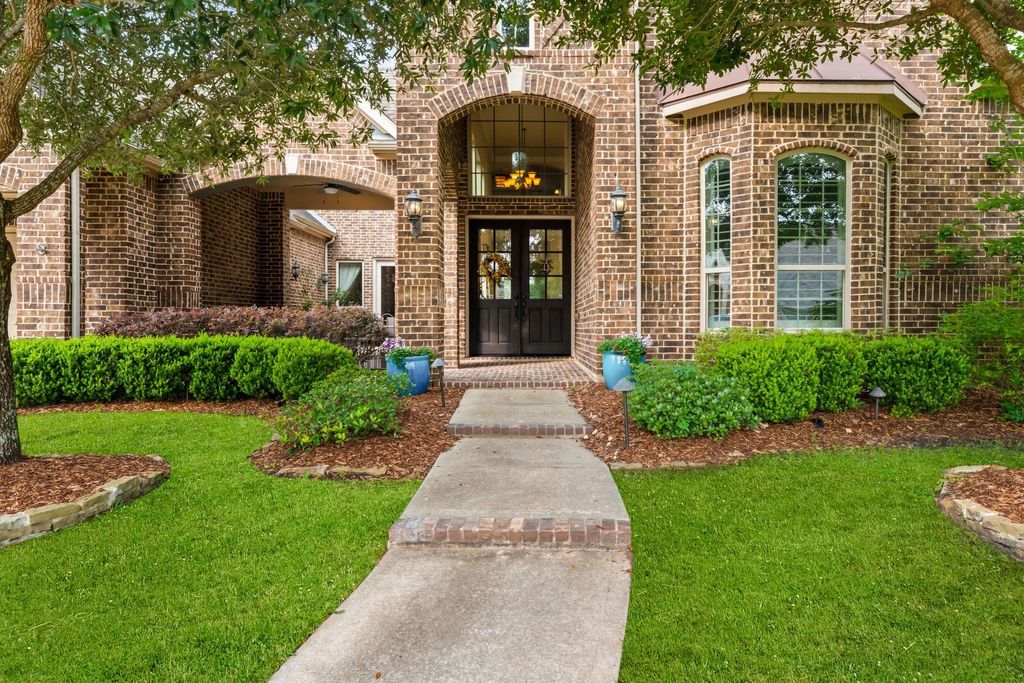 Photo of 8935 Wandering Willow Drive, Richmond, TX 77406 (MLS # 91814520)