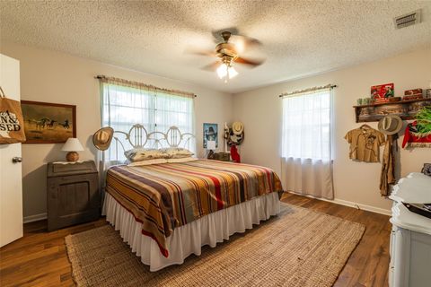 Tiny photo for 5730 E Fm 323, Palestine, TX 75801 (MLS # 64148005)