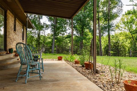 Tiny photo for 5730 E Fm 323, Palestine, TX 75801 (MLS # 64148005)