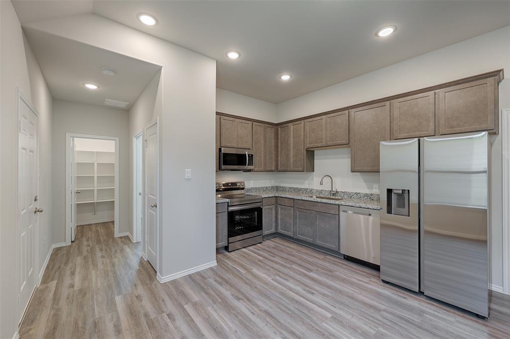 11634 Vistawoods Street