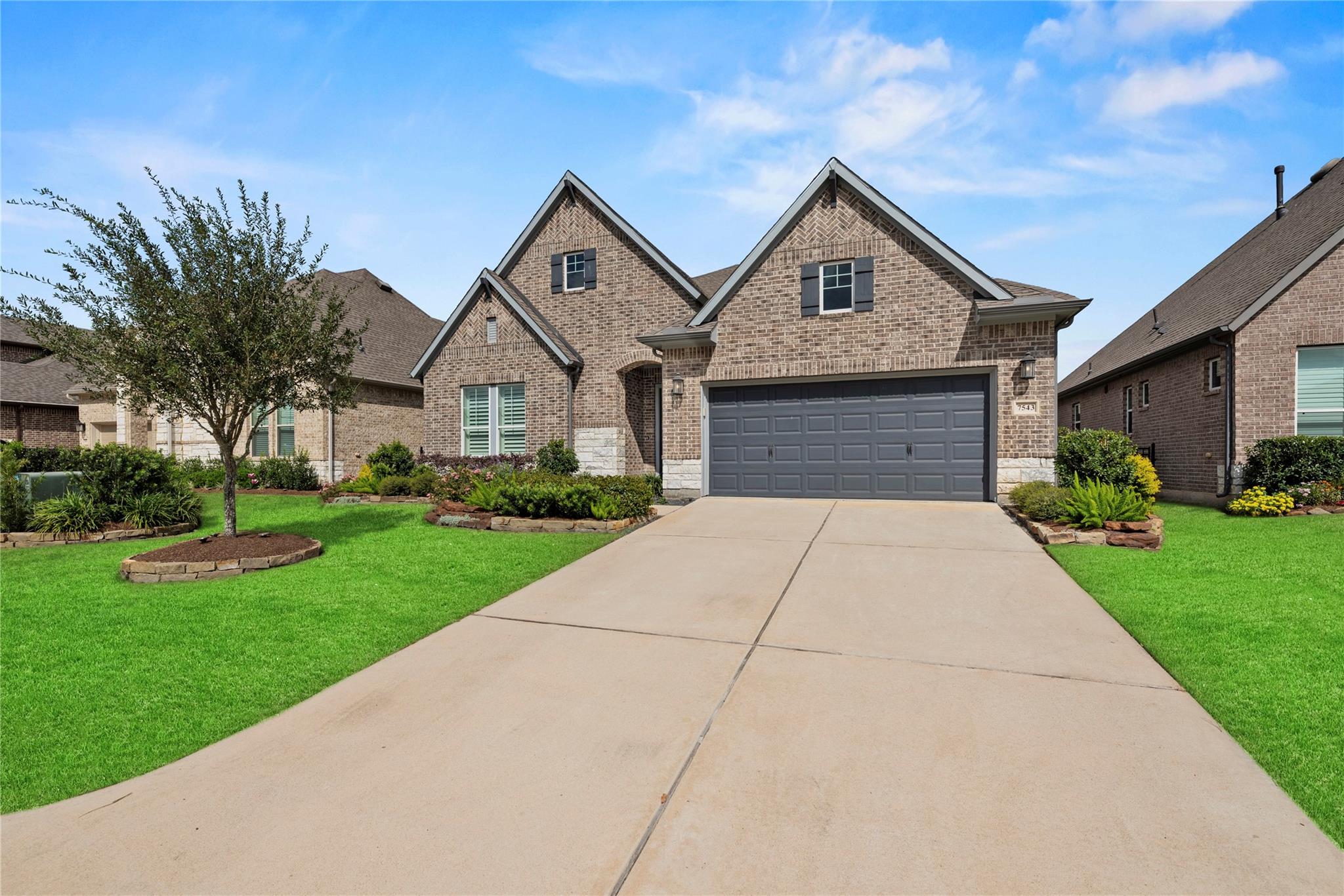 7543 Congress Trail Way