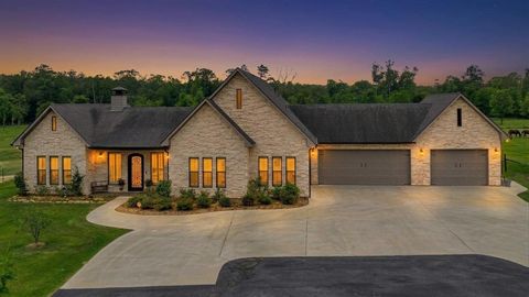 Photo of 104 Wheeler Street, Lufkin, TX 75901 (MLS # 12547004)