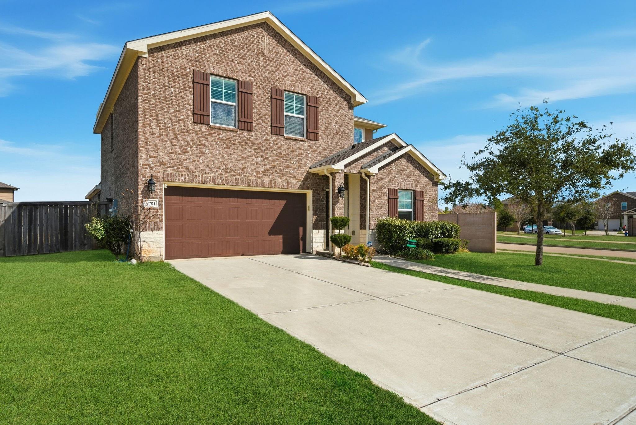 2703 Fairfield Landing Lane