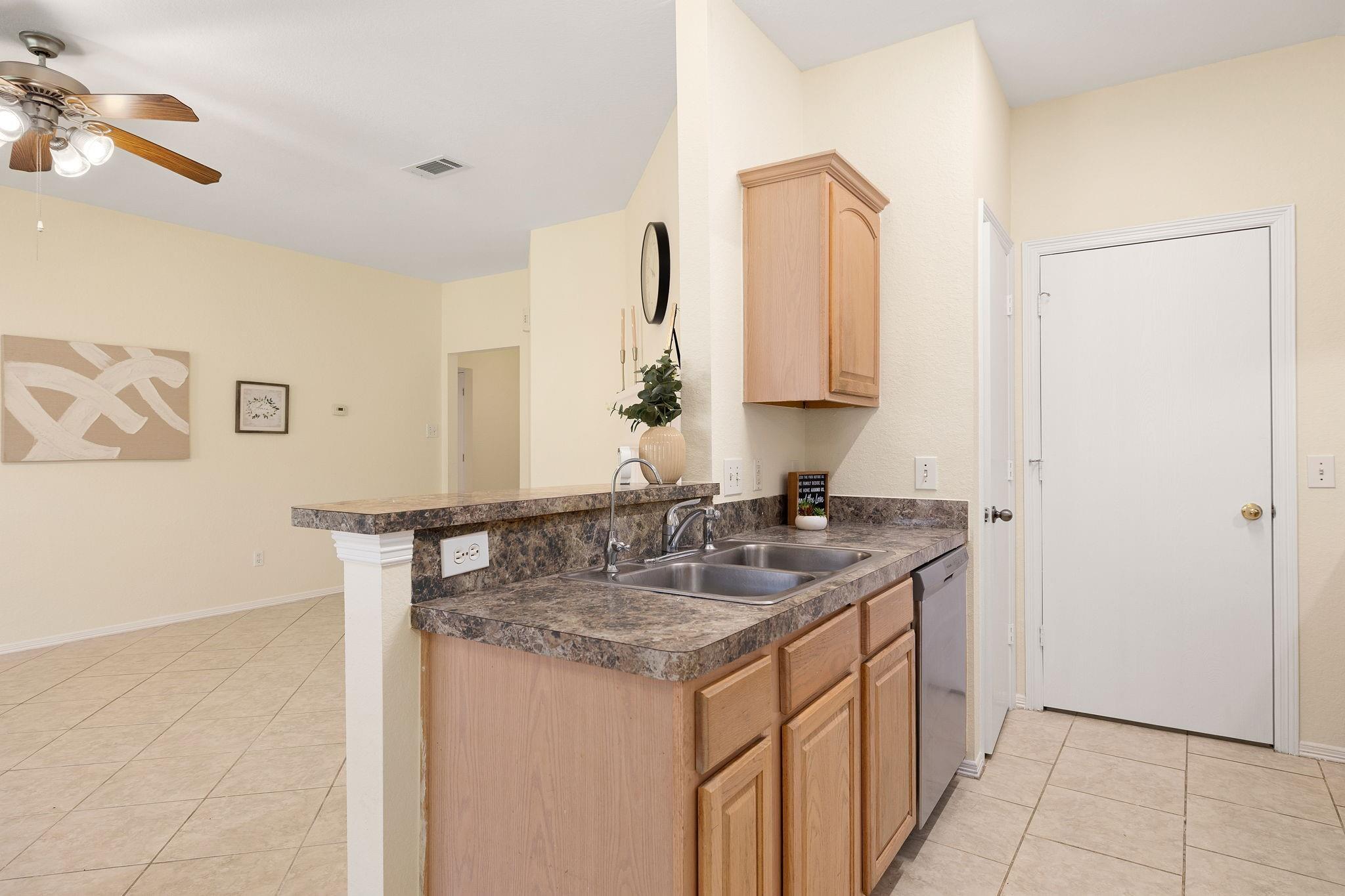 3618 Wingate Park Drive