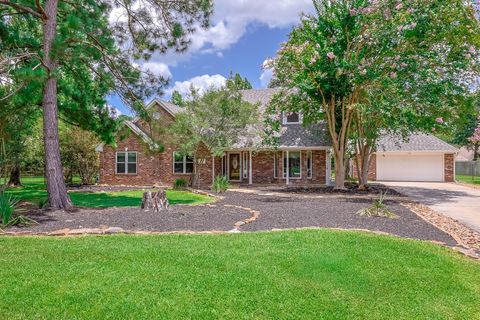 Homes For Sale - 518 Box Elder Drive<br/> Montgomery County, Magnolia, TX 77354