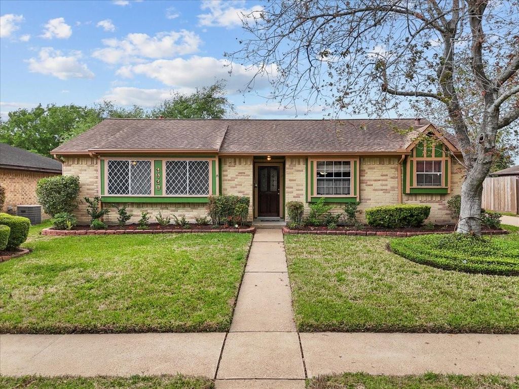 Photo of 3930 Sandlewood Drive, Pasadena, TX 77504 (MLS # 29866900)