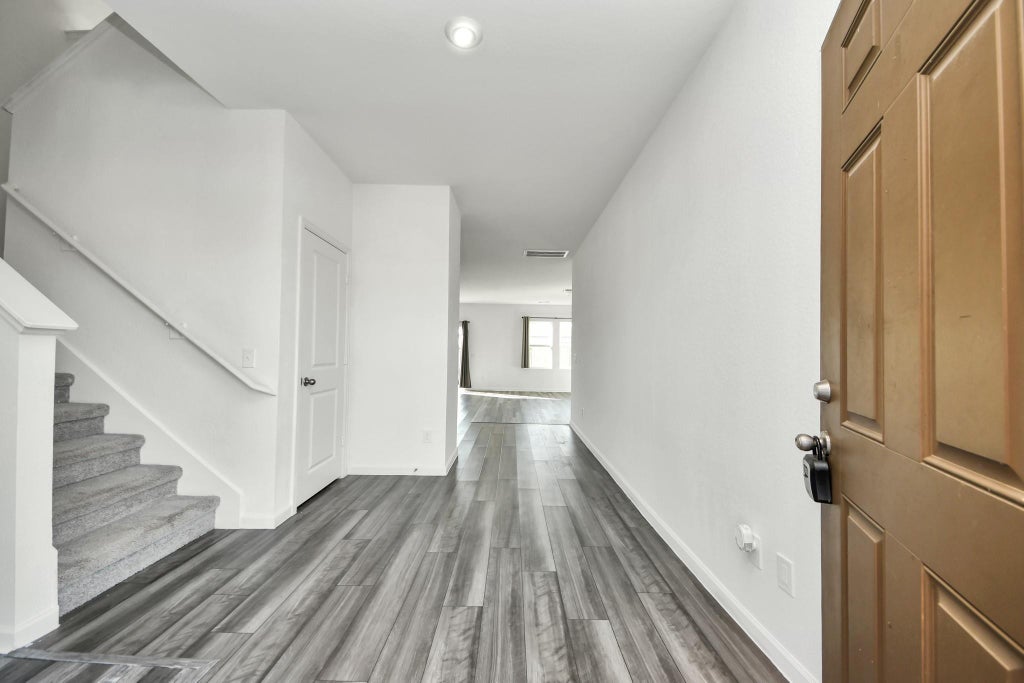 Photo of 1005 Wild Enclave Ln, Brookshire, TX 77423 (MLS # 29488457)