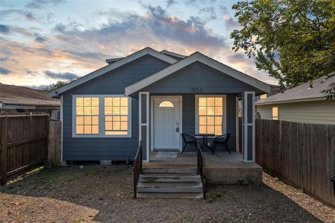 Photo of 306 E 38th Street, Houston, TX 77018 (MLS # 10386889) Photo of 306 E 38th Street, Houston, TX 77018 (MLS # 10386889)