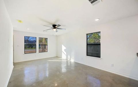 Tiny photo for 545 Delmar Street #102, San Antonio, TX 78210 (MLS # 34478556)