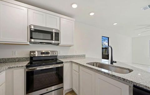 Tiny photo for 545 Delmar Street #102, San Antonio, TX 78210 (MLS # 34478556)