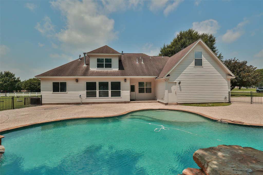 Photo of 19907 Stone Lake Circle, Tomball, TX 77377 (MLS # 13844559)
