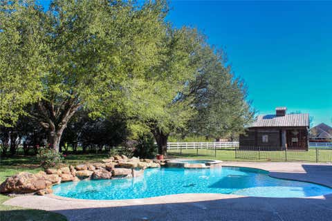 Photo of 19907 Stone Lake Circle, Tomball, TX 77377 (MLS # 13844559)