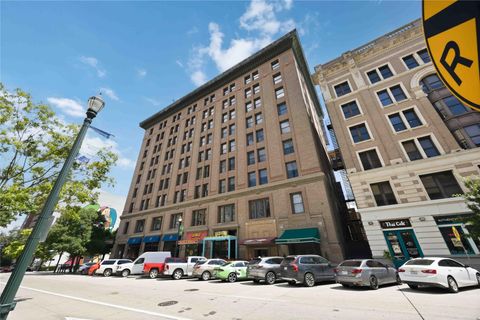 Photo of 915 Franklin Street #4G, Houston, TX 77002 (MLS # 24182617)