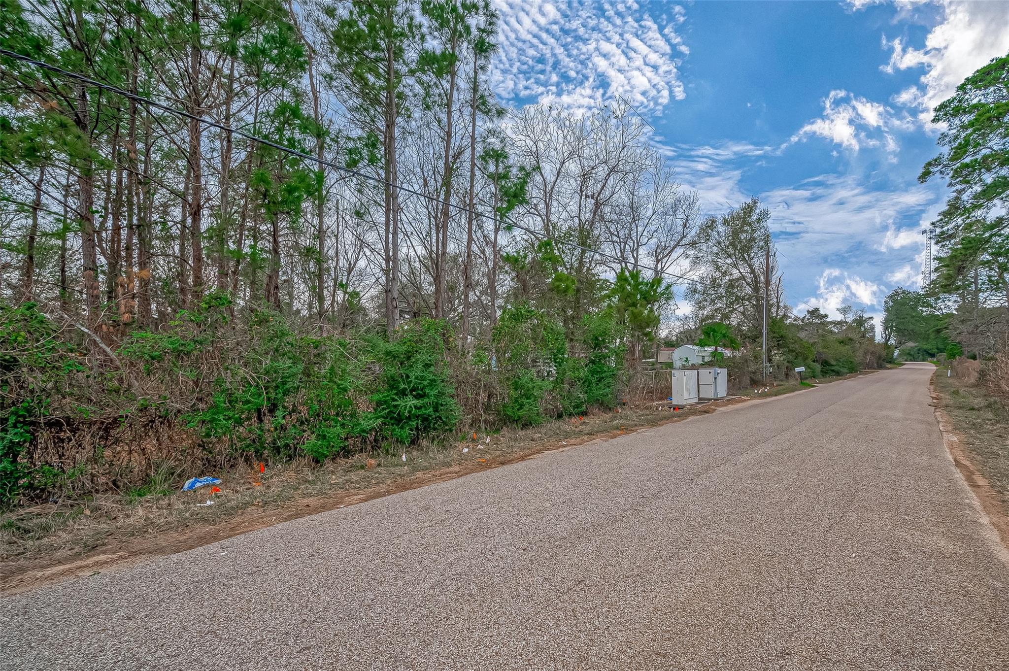13727 Adams Lane