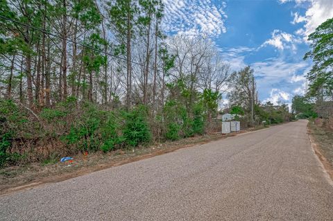 Tiny photo for 13727 Adams Lane, Pinehurst, TX 77362 (MLS # 91496365)