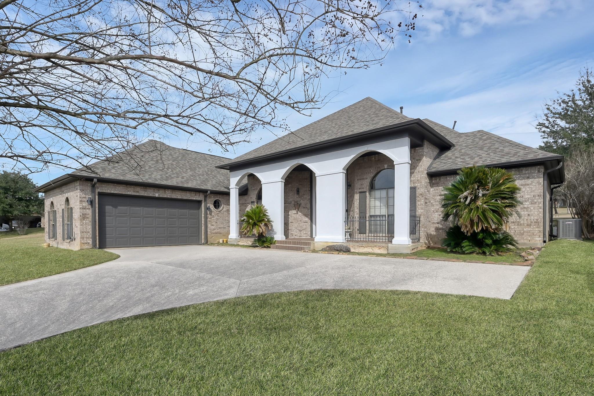 135 April Waters Drive N