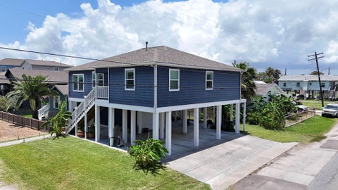 Tiny photo for 6902 Avenue P, Galveston, TX 77551 (MLS # 74381264)